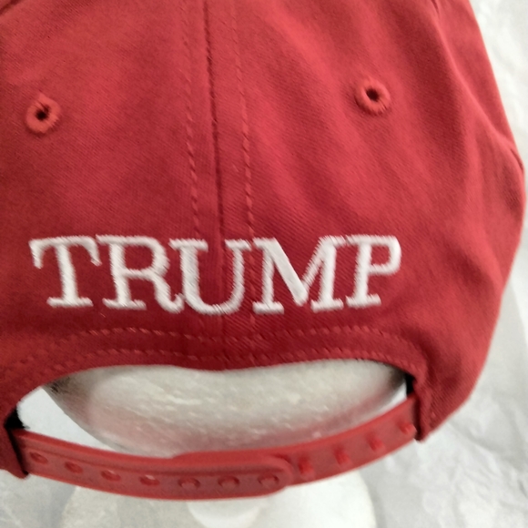 Official Trump USA Hat Cap Red CaliFame 45 Snapback made in USA - Picture 4 of 13